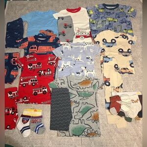 Baby Boy 12 Mo Carters Bundle